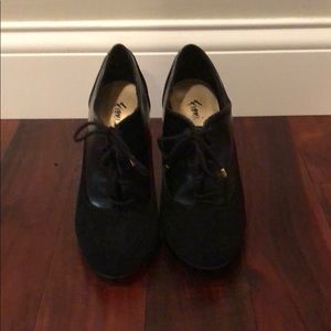 Black heeled booties